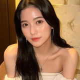Mina review photo