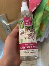 Foto de un cliente del Agua de Salvia Orgánica Hydrolina