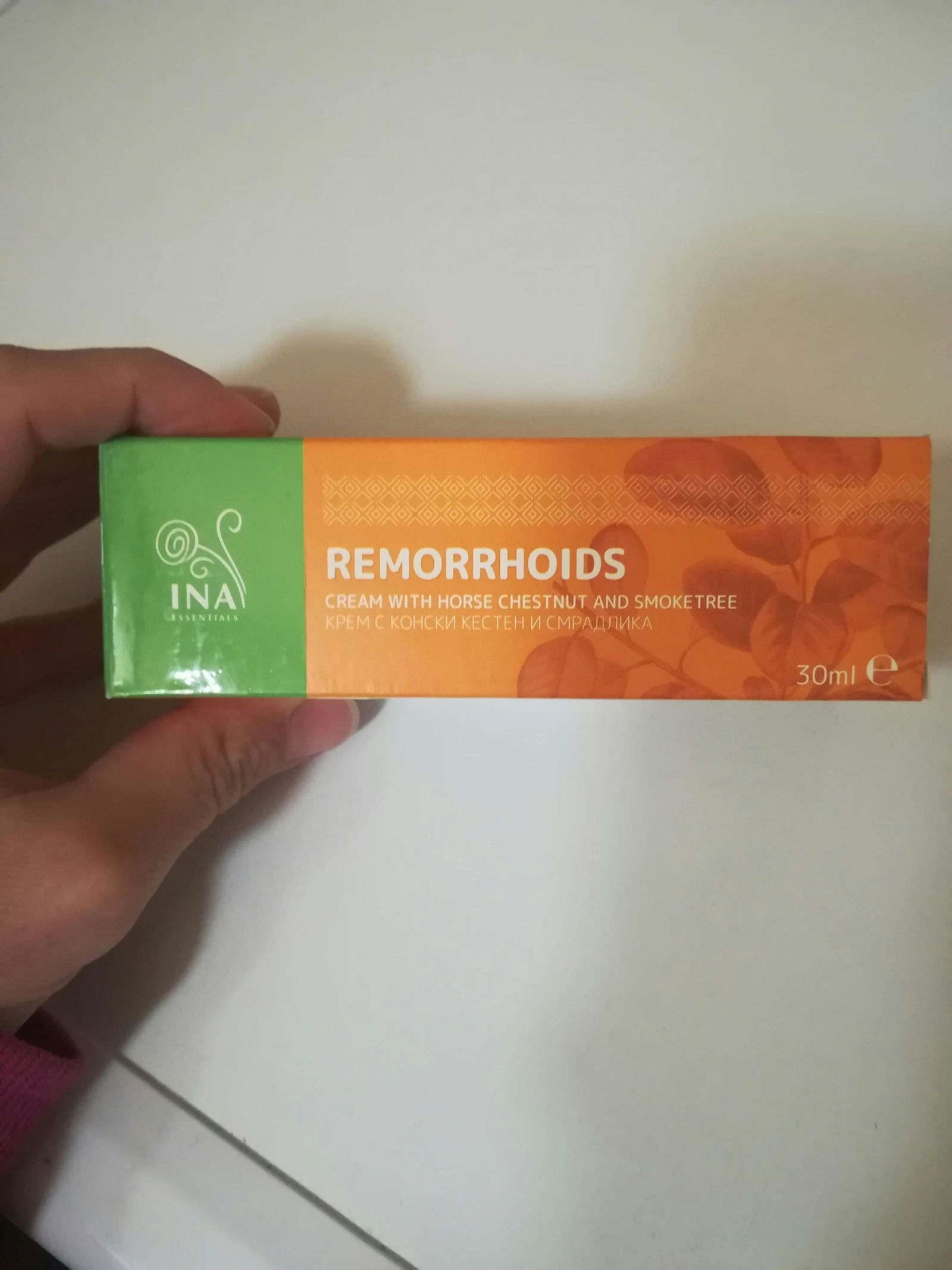 Photo from a buyer review of the horse chestnut cream from InaEssentials