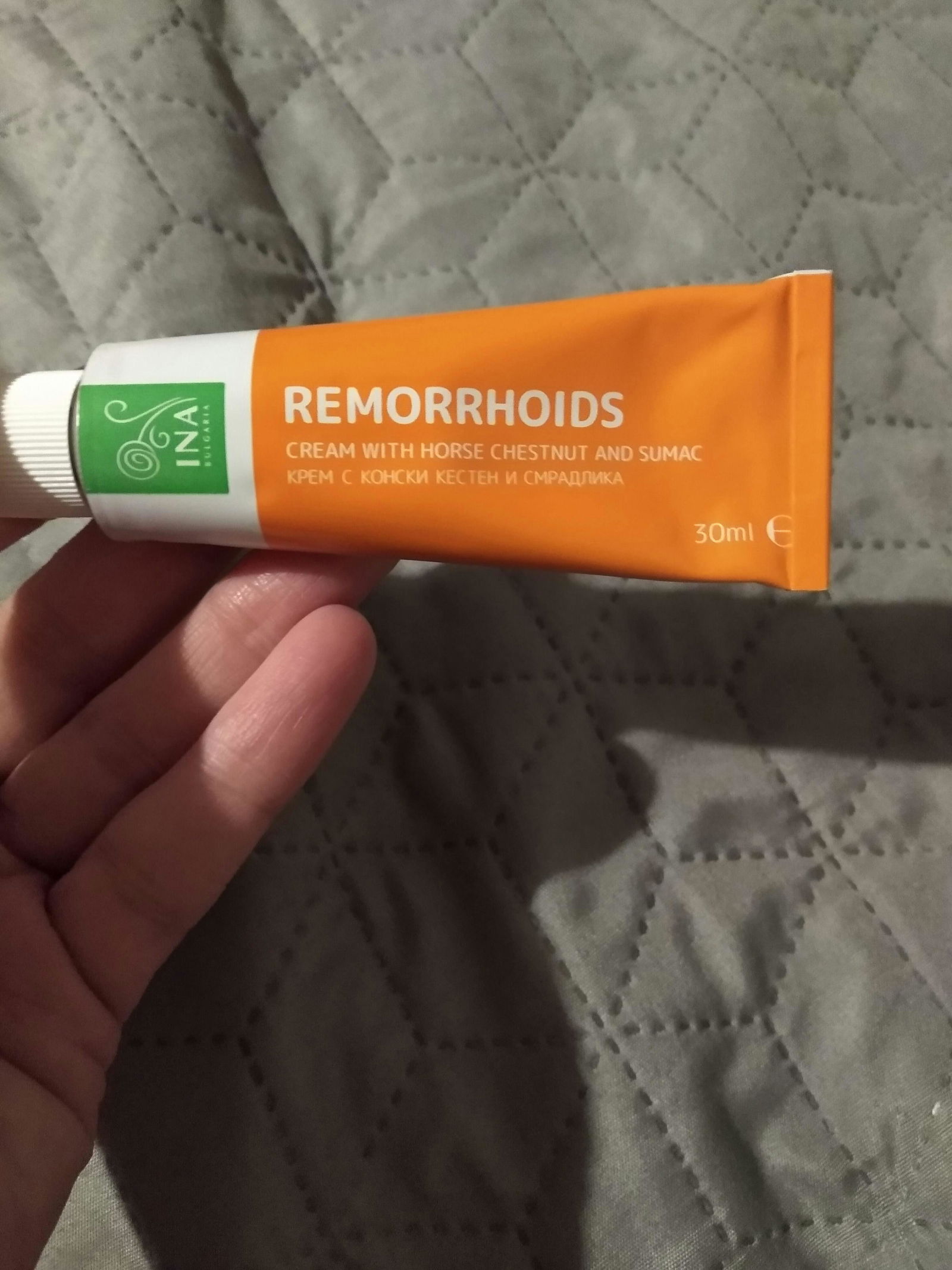 Foto uit een beoordeling van een koper over de crème met paardenkastanje van InaEssentials