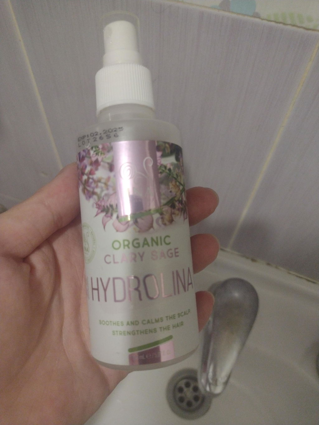Organska voda od Žalfije (Salvia) - Hydrolina za Perut i Svrab Kože glave
