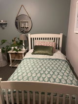 Lisa Burford review photo