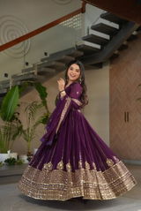 Simran Bhatia review photo