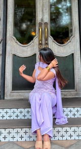 Neha Kapoor review photo