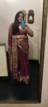 Sharmila Nambiar review photo