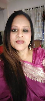 Sharmila Nambiar review photo