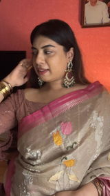 Nikitha review photo