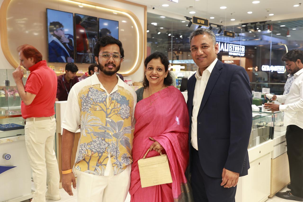 Pooja Gupta review photo