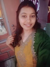 Priya Tomar review photo