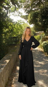 Emma Collins review photo