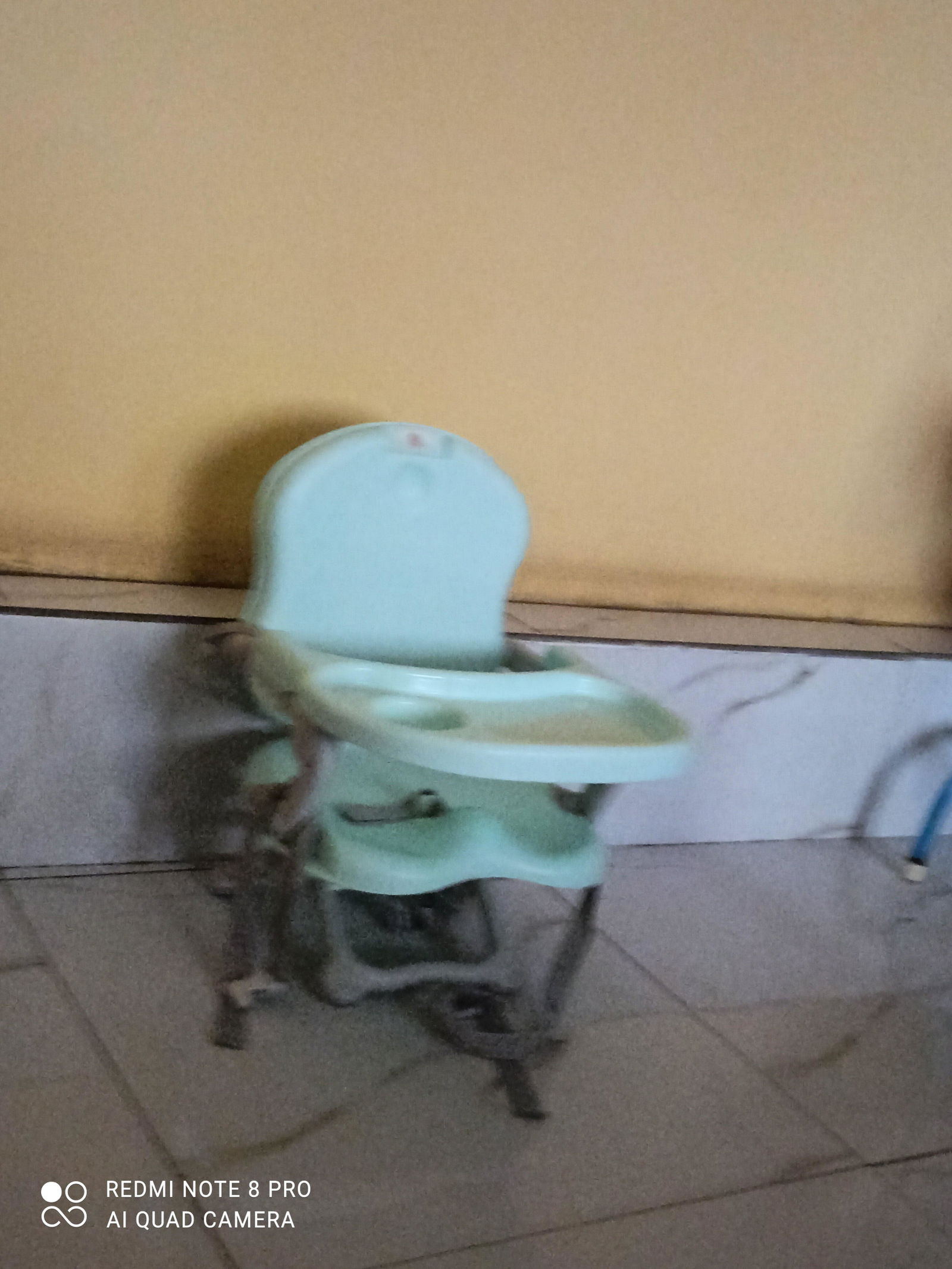 Baby Feeding Chair, Foldable booster chair, 4-Level Height Adjustment, 3-Point Safety Belt and Removable Dining Tray for Infants and Toddlers of Age: 6 Months – 3 Years
