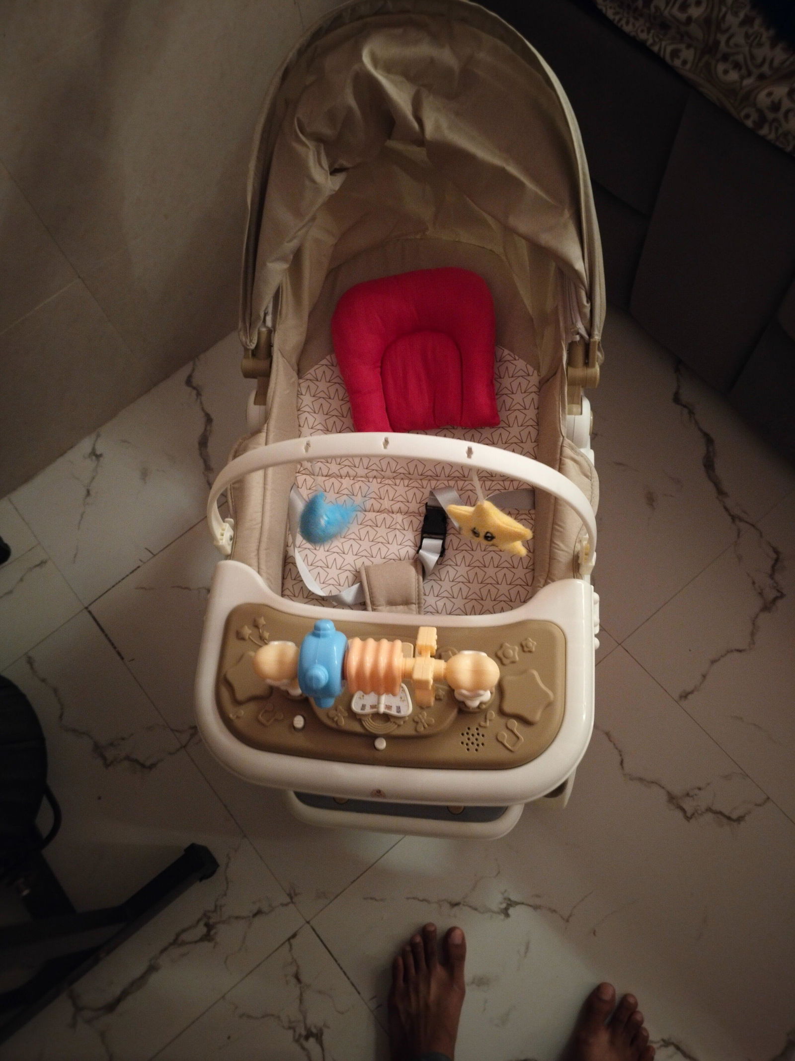 Infantso 6-in-1 Prime Baby Rocker – Multi-Functional Infant Seat with Mosquito Net, Toy Bar & Feeding Tray