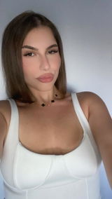 Andreea Stefan review photo