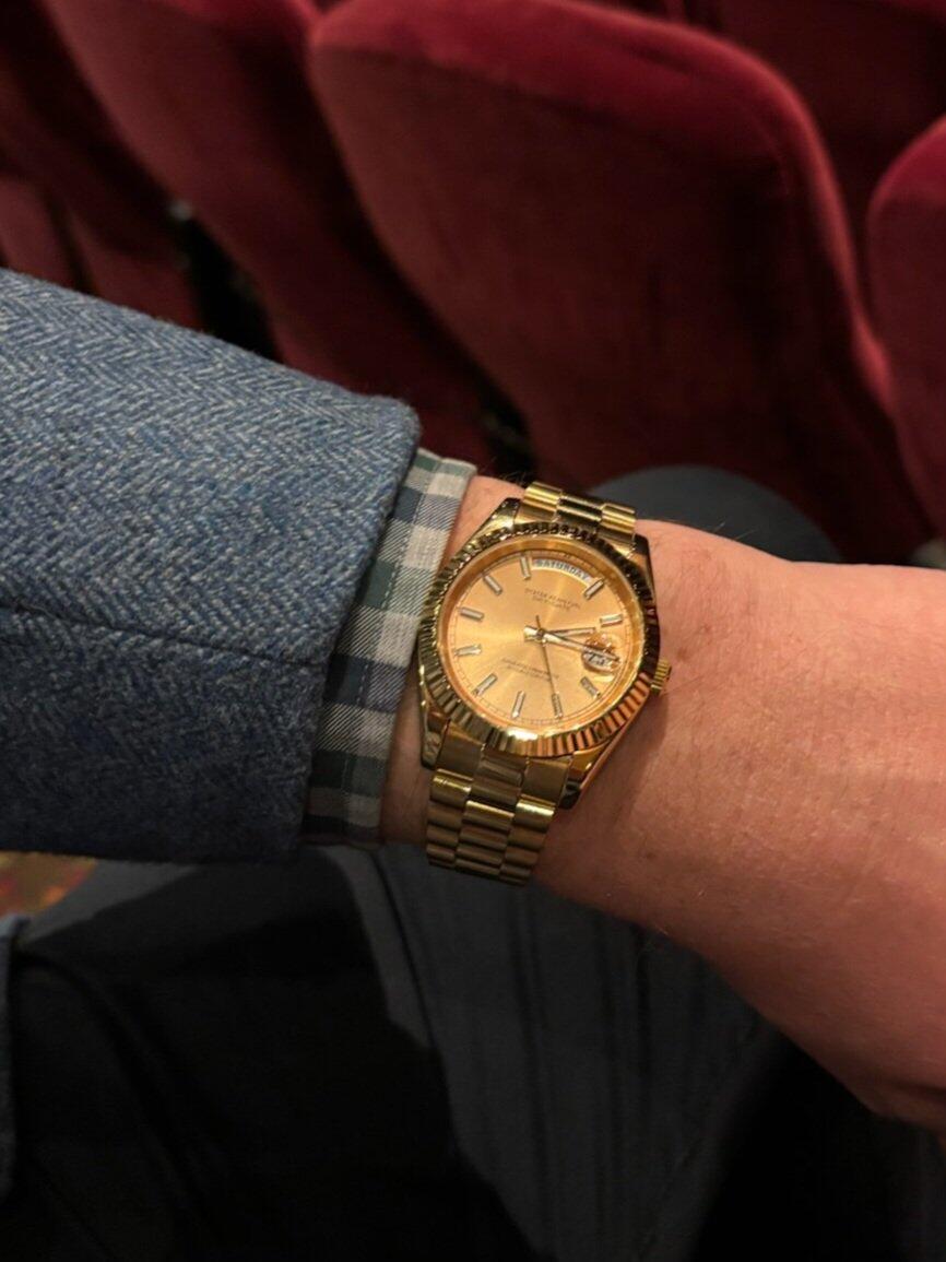 VINTAGE GOLD-DAY