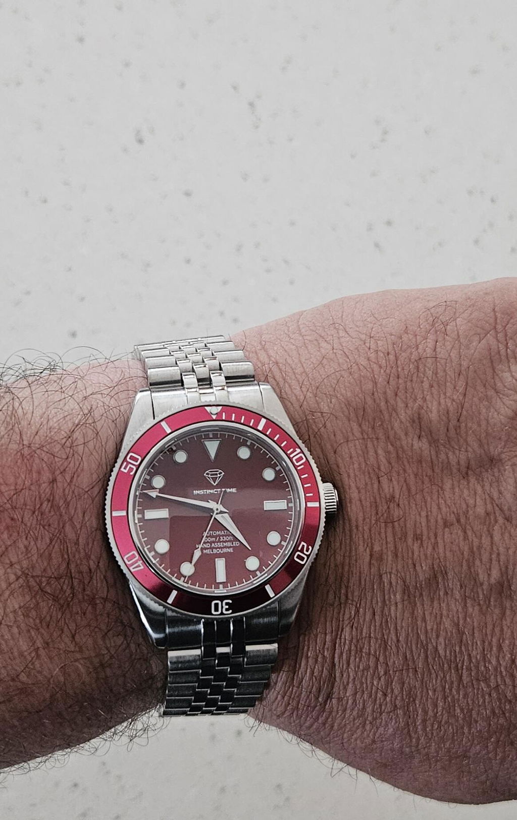 CRIMSON DIVER