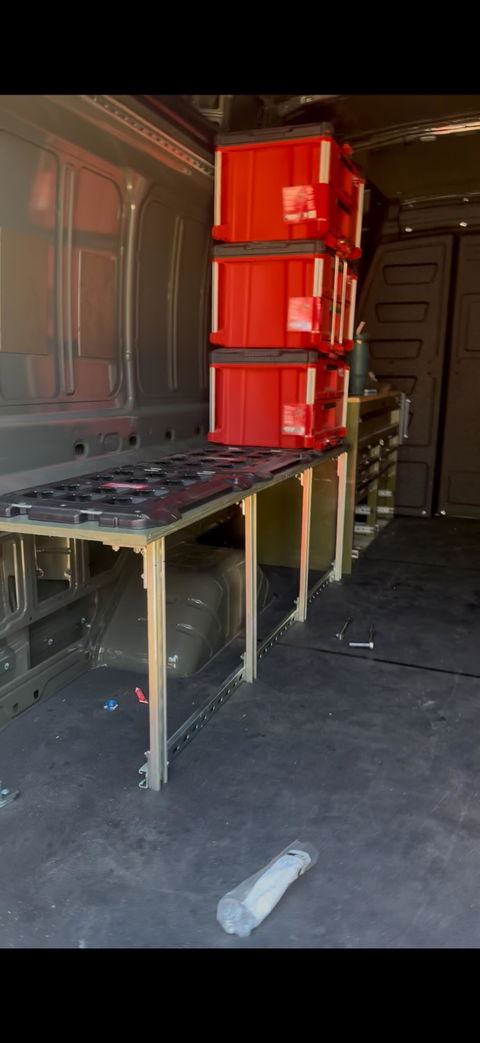 Integral Truck