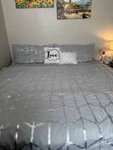 Nidhi review photo