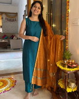 Urvashi Bhartiya review photo