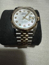 ryan b. review photo