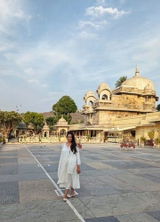 Anushka S. review photo