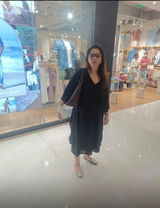 Nisha .. review photo