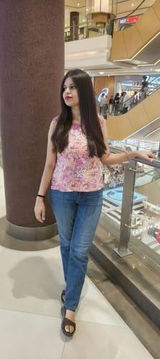 Riya J. review photo