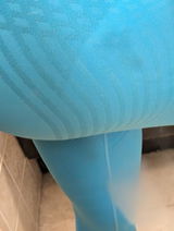 Photo d'une cliente portant le legging Sculpt 3D