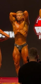 Paweł Kurowski review photo