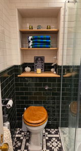Rae Eustace review photo