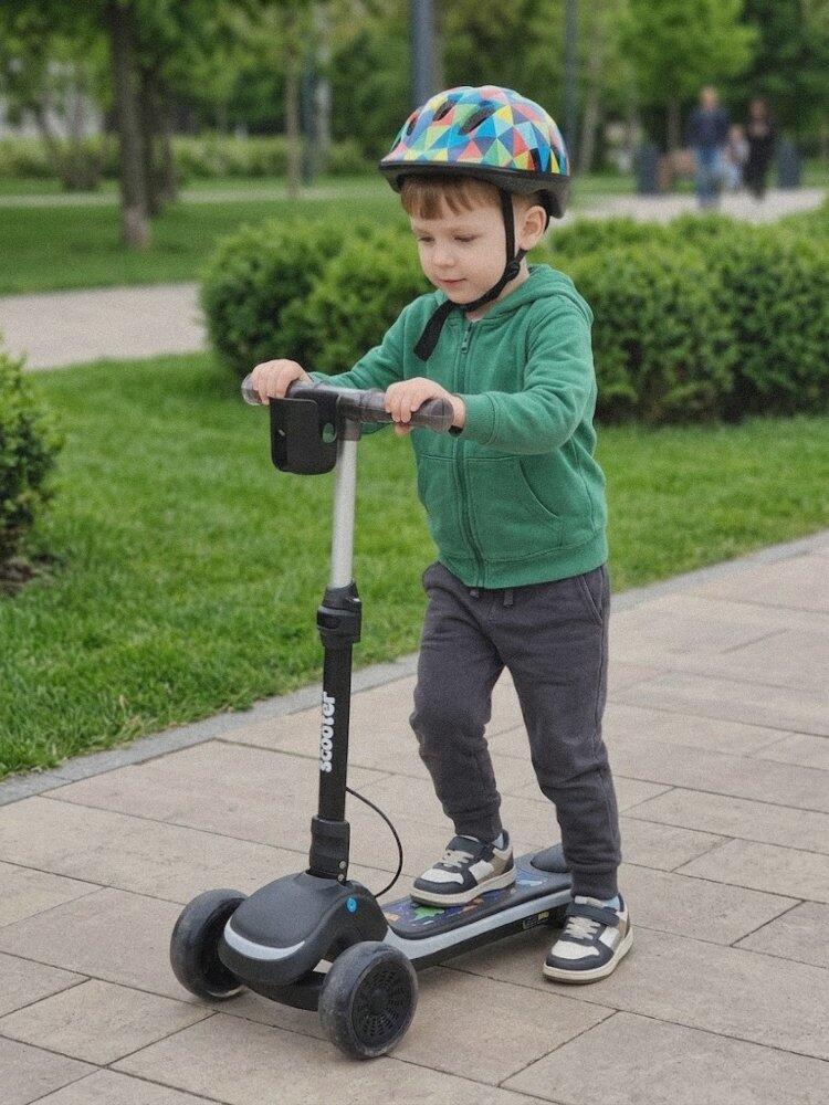 iScooter B2Pro Adjustable Height Electric Scooter for Kids