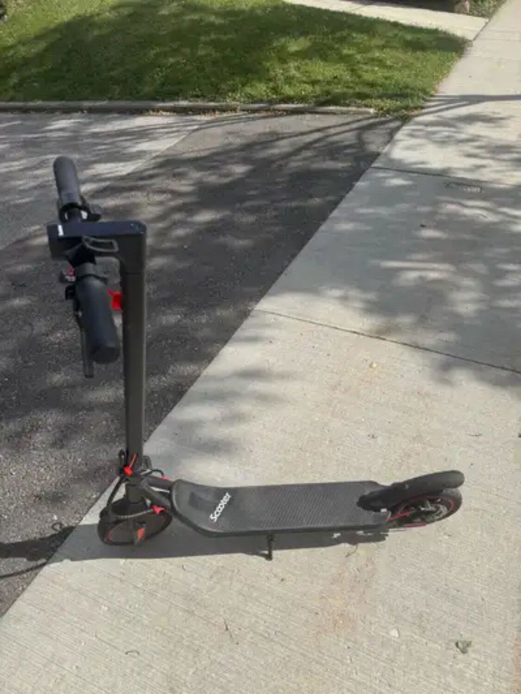 iScooter i8M Electric Scooter 30 KM/H Speed
