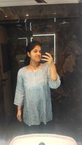 Sneha Thakur review photo