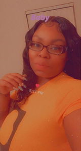 Esha Adams review photo