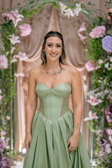 Nour Saba review photo