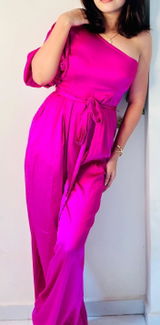 Richa Saxena review photo