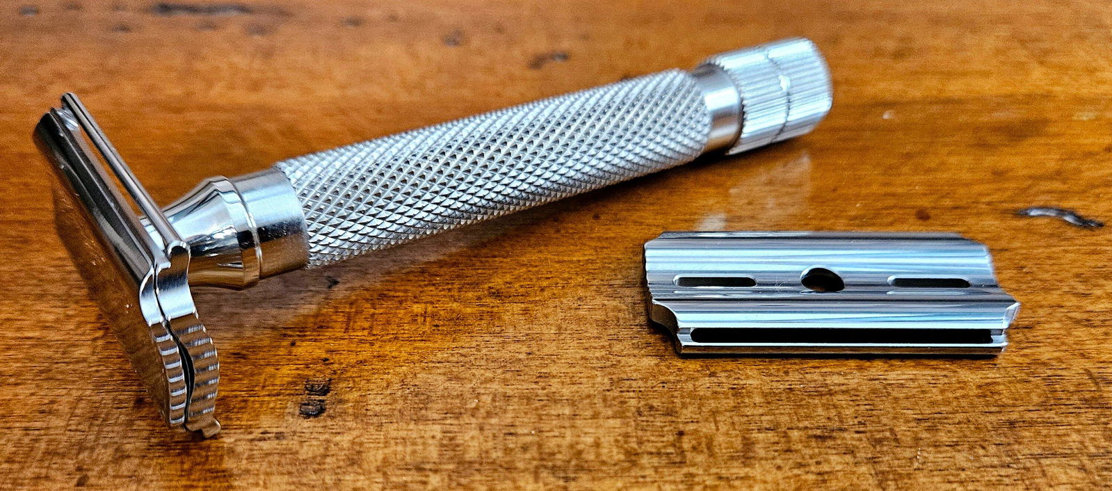RazoRock Recurve Double-Edge Safety Razor (sku: Recurve RC100