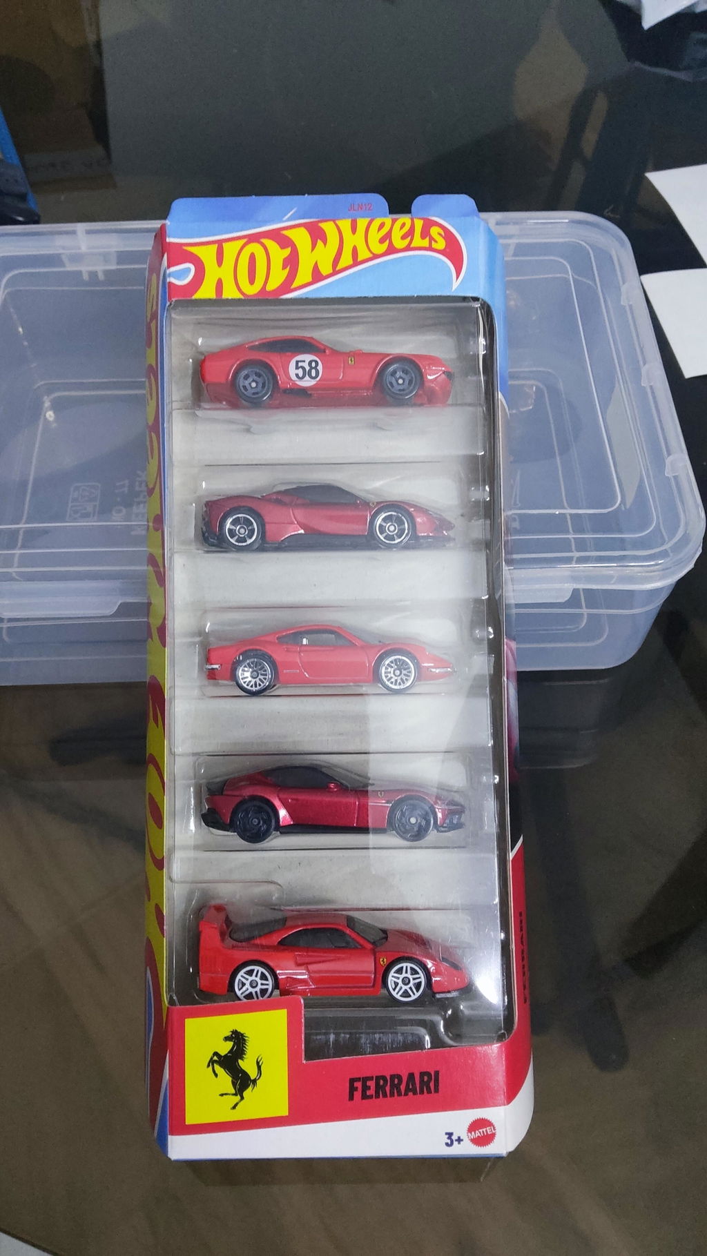 IMPORTED - HOT WHEELS -  FERRARI 5 PACK 2026