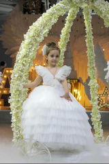 Naira review photo