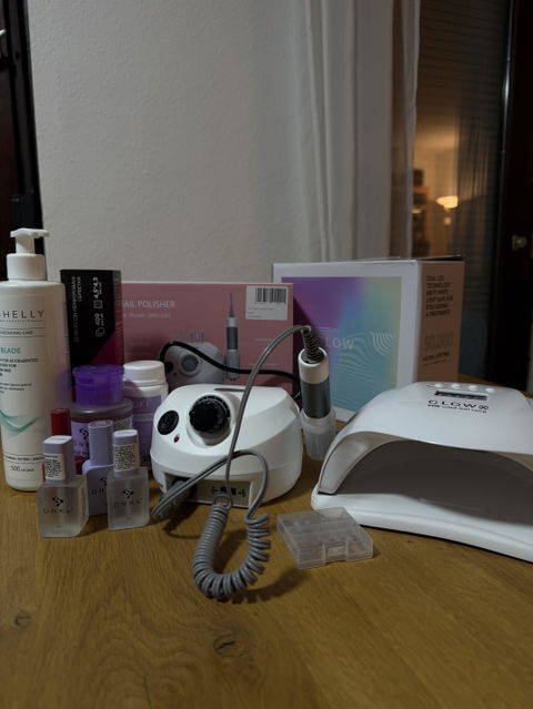 Starter-Set: UV/LED-Lampe & Nagelfräser