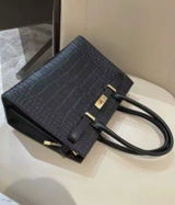 Naila review photo