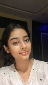 Sanya Chawla review photo