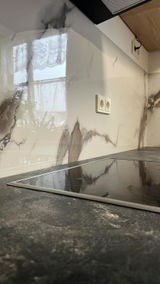 Anna Fischer review photo