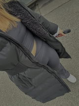 Kim review photo