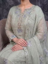 Jannat Umer review photo