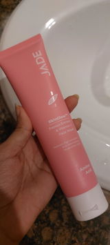 Elsa Bano review photo