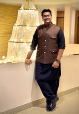 Shreyansh Singh review photo