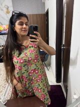 Priyasha Malhotra review photo