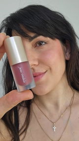 Eva review photo