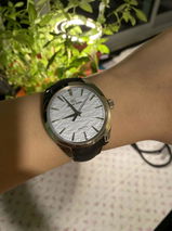 J.H. review photo