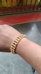 Abhishek Yadav review photo